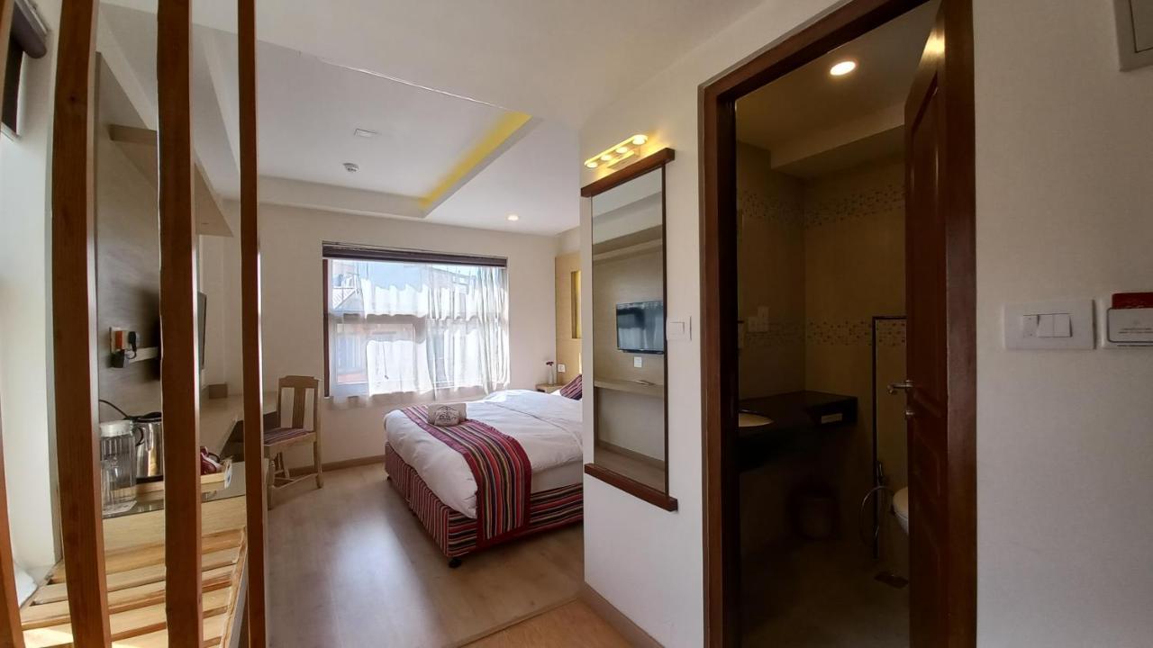 Viavia Boutique Hotel - Kathmandu Exterior photo